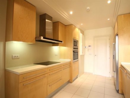 Estepona property: Apartment with 2 bedroom in Estepona, Spain 113197
