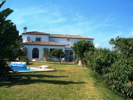 Estepona property: Villa for sale in Estepona, Spain 113209