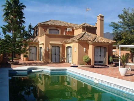 Estepona property: Villa for sale in Estepona 113226
