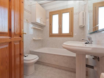 Coin property: Villa in Malaga for sale 113322