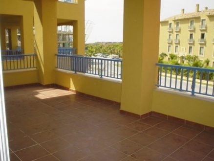 Sotogrande property: Apartment with 3 bedroom in Sotogrande, Spain 113360