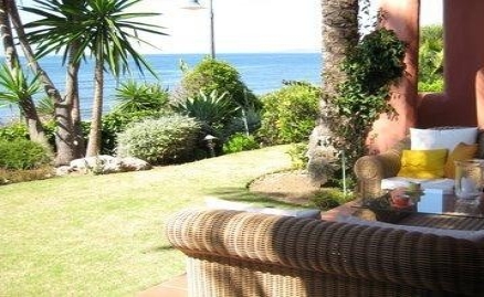 New Golden Mile property: Apartment with 3 bedroom in New Golden Mile, Spain 113376