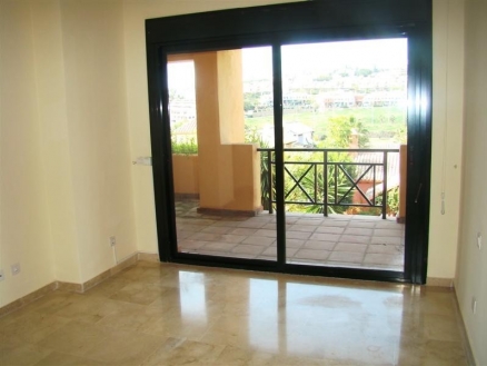 Estepona property: Apartment with 2 bedroom in Estepona, Spain 113400