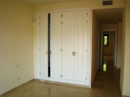 Estepona property: Apartment for sale in Estepona, Malaga 113400