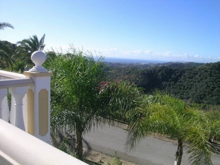 Estepona property: Villa with 5 bedroom in Estepona, Spain 113493