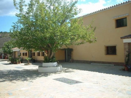 Villa with 4 bedroom in town, Spain 113497