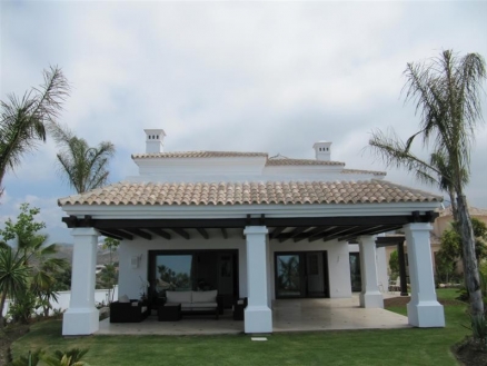 Villa for sale in town 113643