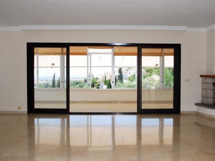 El Paraiso property: Villa in Malaga for sale 113693
