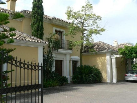 El Paraiso property: Villa for sale in El Paraiso, Malaga 113703