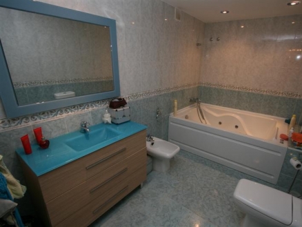 Carvajal property: Apartment for sale in Carvajal, Malaga 113786
