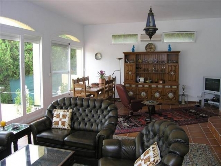 Estepona property: Villa with 3 bedroom in Estepona 113878