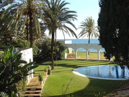 Estepona property: Villa for sale in Estepona 113927