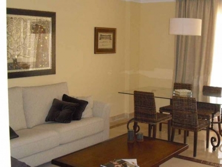 Benahavis property: Apartment with 2 bedroom in Benahavis, Spain 114027
