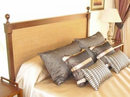 Benahavis property: Apartment for sale in Benahavis, Malaga 114027