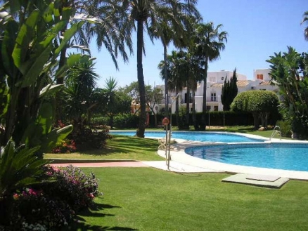 Estepona property: Apartment with 2 bedroom in Estepona 114106