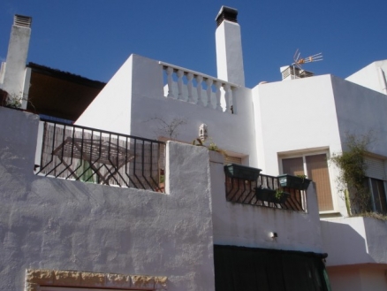 Estepona property: Townhome for sale in Estepona 114165