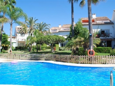 Estepona property: Townhome for sale in Estepona, Spain 114173