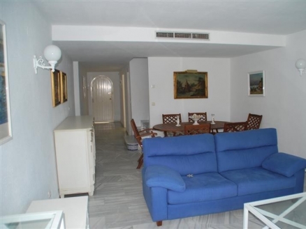 Estepona property: Townhome with 3 bedroom in Estepona 114173