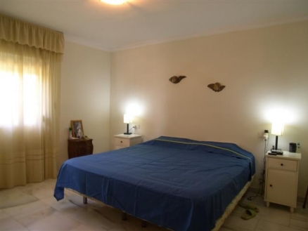 Malaga&nbsp;property&nbsp;|&nbsp;4&nbsp;bedroom&nbsp;Townhome&nbsp;114186