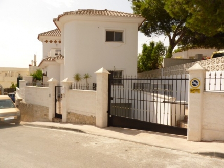Villa&nbsp;for&nbsp;sale&nbsp;in&nbsp;town&nbsp;114199