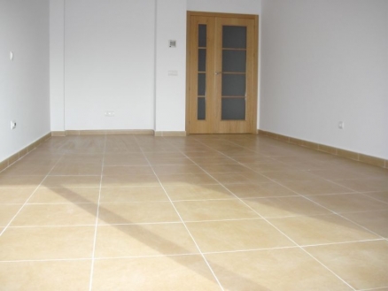 Apartment&nbsp;for&nbsp;sale&nbsp;in&nbsp;town,&nbsp;Spain&nbsp;114211