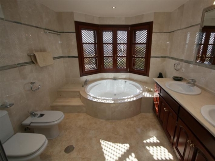 Valtocado property: Villa in Malaga for sale 114281