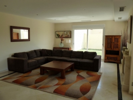 Villa for sale in town, Spain 114300