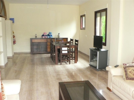 Villa&nbsp;for&nbsp;sale&nbsp;in&nbsp;town,&nbsp;Spain&nbsp;114371