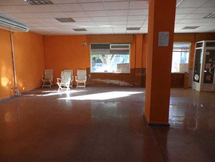 Estepona property: Commercial with bedroom in Estepona, Spain 114574