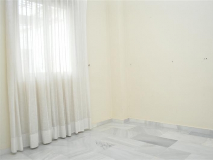 Nueva Andalucia property: Nueva Andalucia Apartment 114672