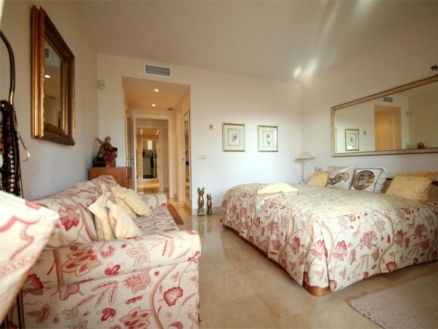 Elviria property: Apartment with 3 bedroom in Elviria 114679