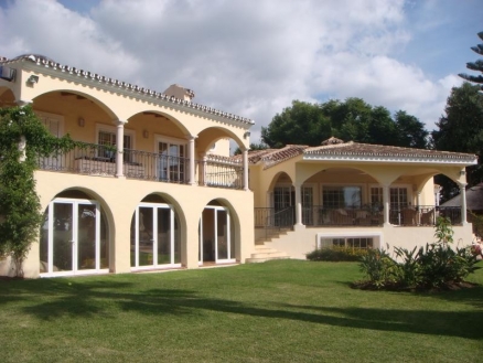 Villa&nbsp;for&nbsp;sale&nbsp;in&nbsp;town,&nbsp;Spain&nbsp;114704