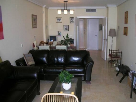 Estepona property: Apartment with 3 bedroom in Estepona, Spain 114707