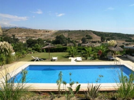 Estepona property: Malaga property | 3 bedroom Townhome 114708
