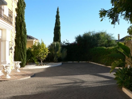 El Paraiso property: Malaga property | 4 bedroom Villa 114731