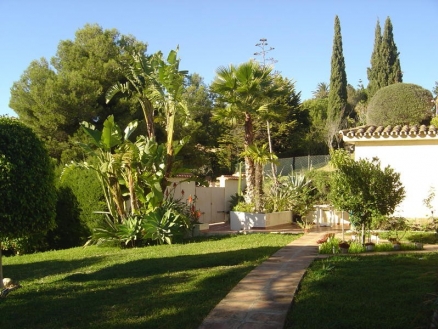 El Paraiso property: Malaga property | 4 bedroom Villa 114744