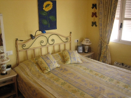 Apartment for sale in town, Spain 114869