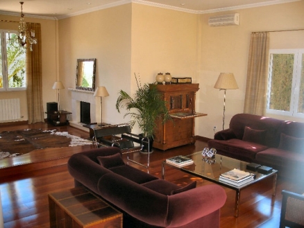 Villa&nbsp;with&nbsp;6&nbsp;bedroom&nbsp;in&nbsp;town&nbsp;114884