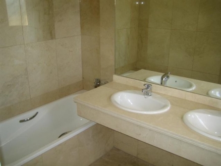 Estepona property: Apartment with 3 bedroom in Estepona 114888