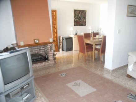 Busot property: Townhome with 4 bedroom in Busot 114889