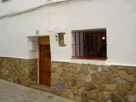 Jimena&nbsp;De&nbsp;La&nbsp;Frontera&nbsp;property:&nbsp;Townhome&nbsp;for&nbsp;sale&nbsp;in&nbsp;Jimena&nbsp;De&nbsp;La&nbsp;Frontera&nbsp;115112