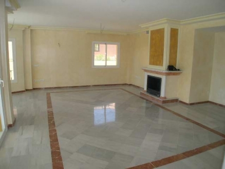 Villa&nbsp;for&nbsp;sale&nbsp;in&nbsp;town,&nbsp;Spain&nbsp;115313