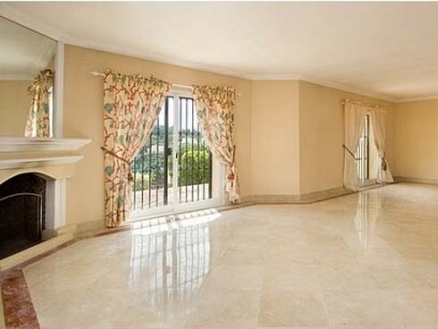 Benahavis&nbsp;property:&nbsp;Malaga&nbsp;property&nbsp;|&nbsp;4&nbsp;bedroom&nbsp;Villa&nbsp;115335