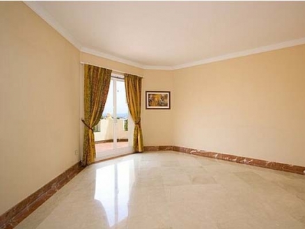 Benahavis&nbsp;property:&nbsp;Malaga&nbsp;Villa&nbsp;115335