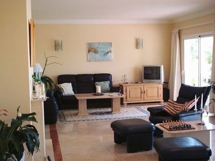 New Golden Mile property: Villa for sale in New Golden Mile, Malaga 115338