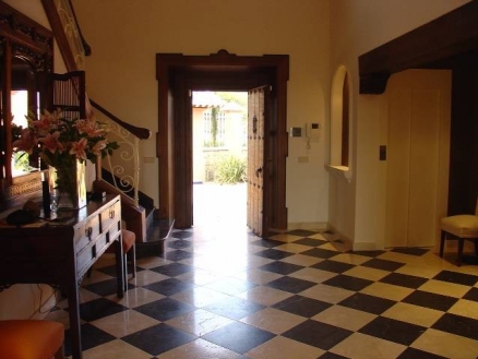 Benahavis&nbsp;property:&nbsp;Malaga&nbsp;Villa&nbsp;115360