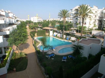 Apartment with 3 bedroom in town 115393