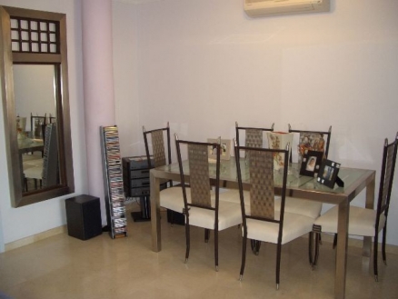 Apartment with 3 bedroom in town 115739
