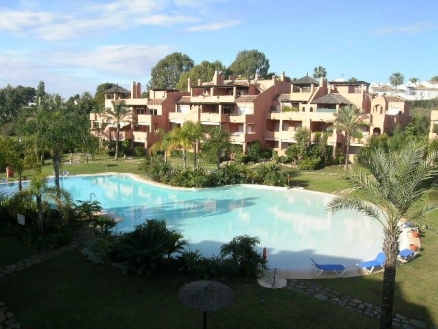 Guadalmina Alta property: Apartment with 2 bedroom in Guadalmina Alta, Spain 115745
