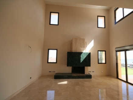 Estepona property: Villa with 3 bedroom in Estepona 116257